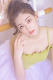 黑丝美女图片